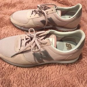 New Balance tennis shoes neutral pink size 8.5